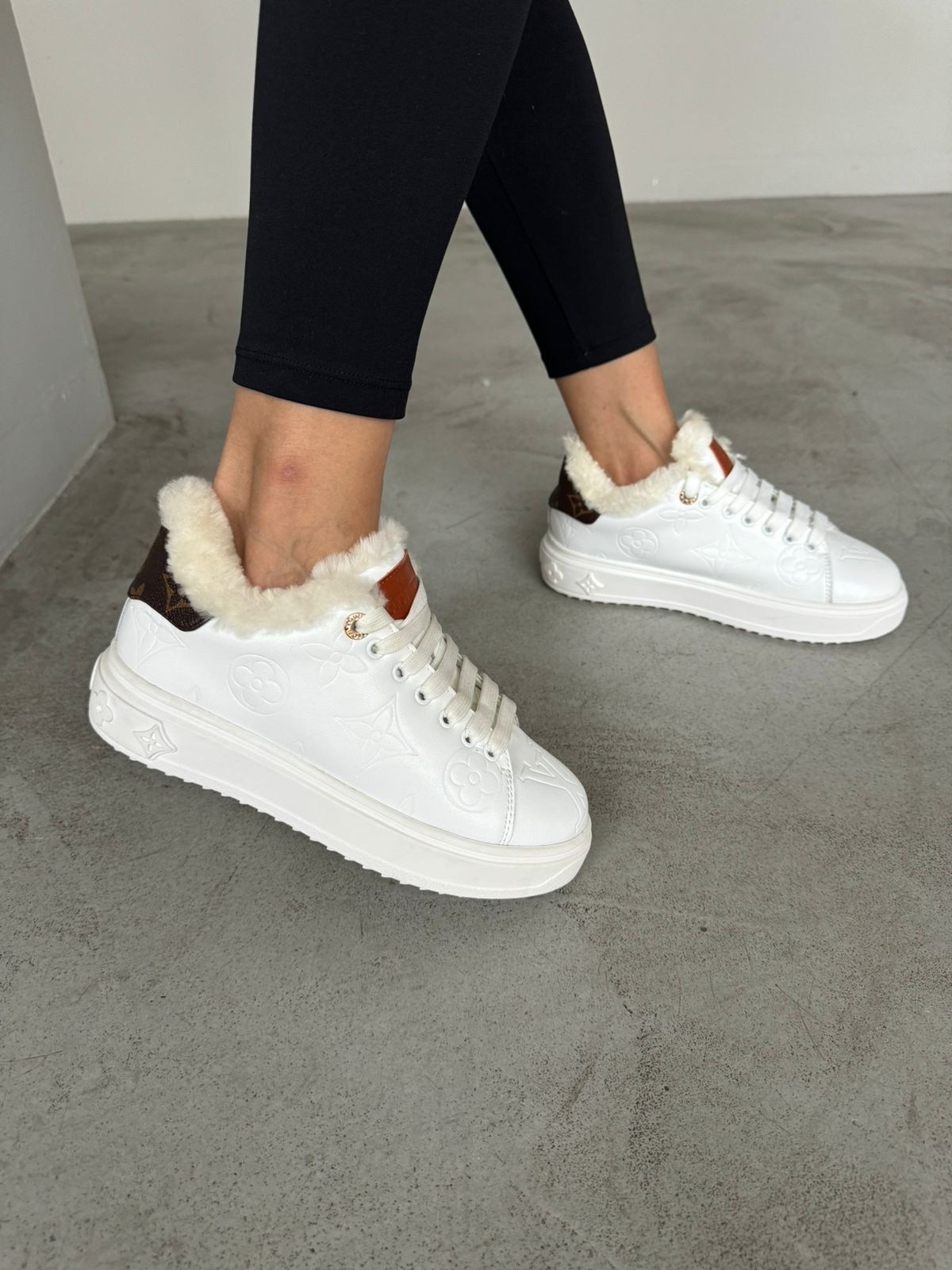 кроссовки женскиe,кроссовки женские зимние,,кроссовки белые женские,зимняя женская