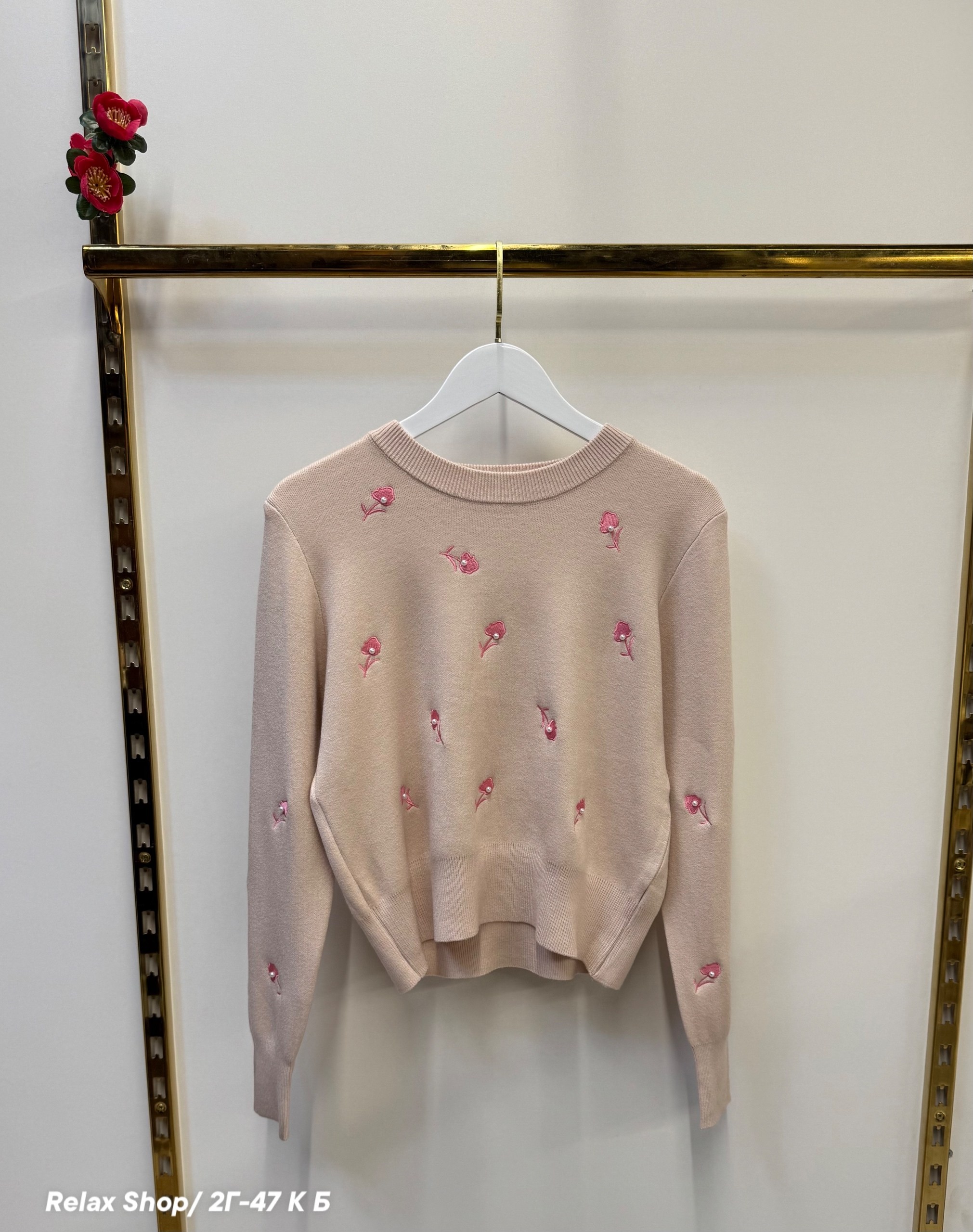 женская кофта,свитера женские,свитер с вышивкой,свитер,женский вязаный свитер