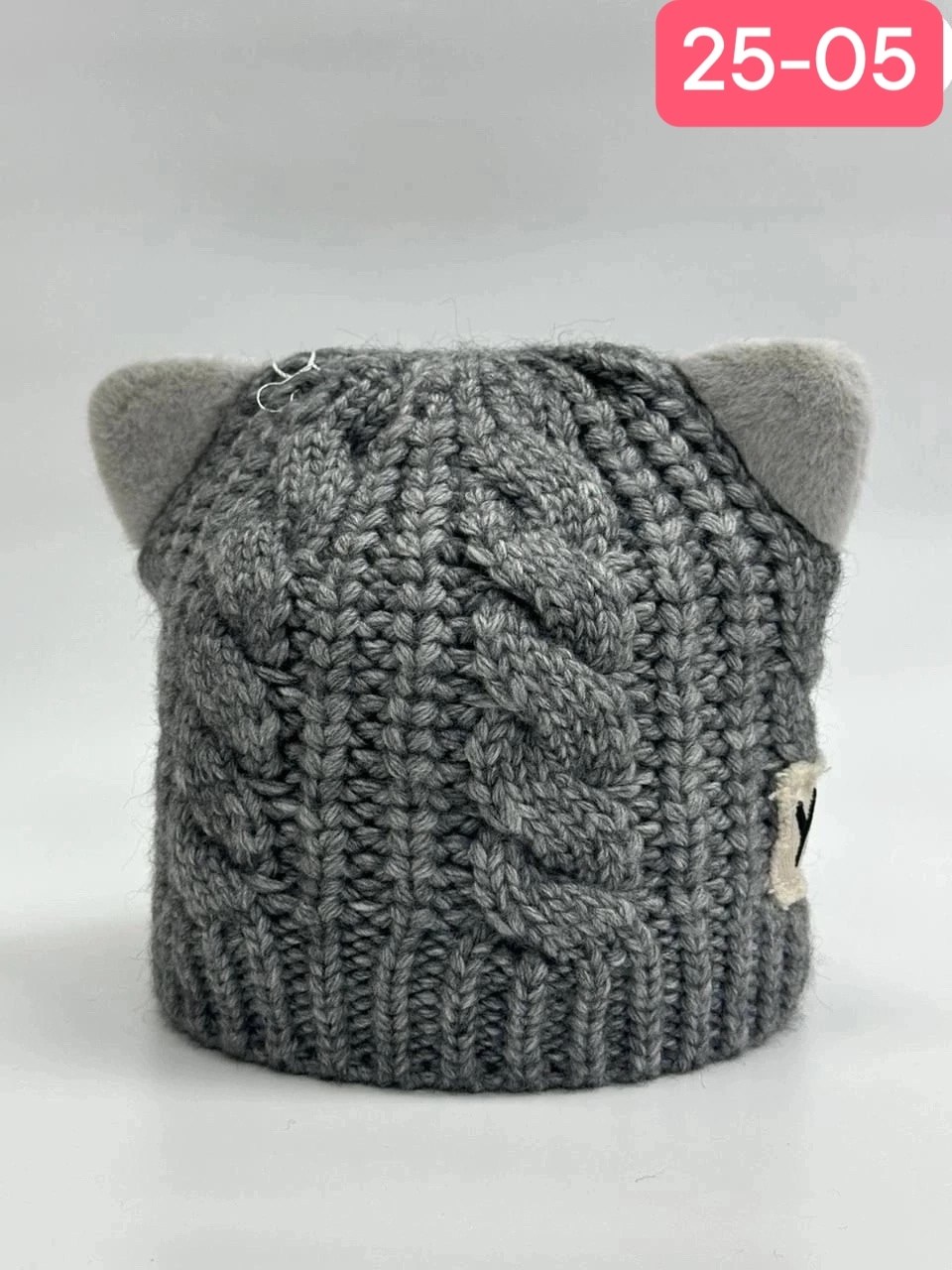 шапка зимняя модная,шапка женская вязаная,шапки зимние,шапка модная,вязаная шапка с ушками