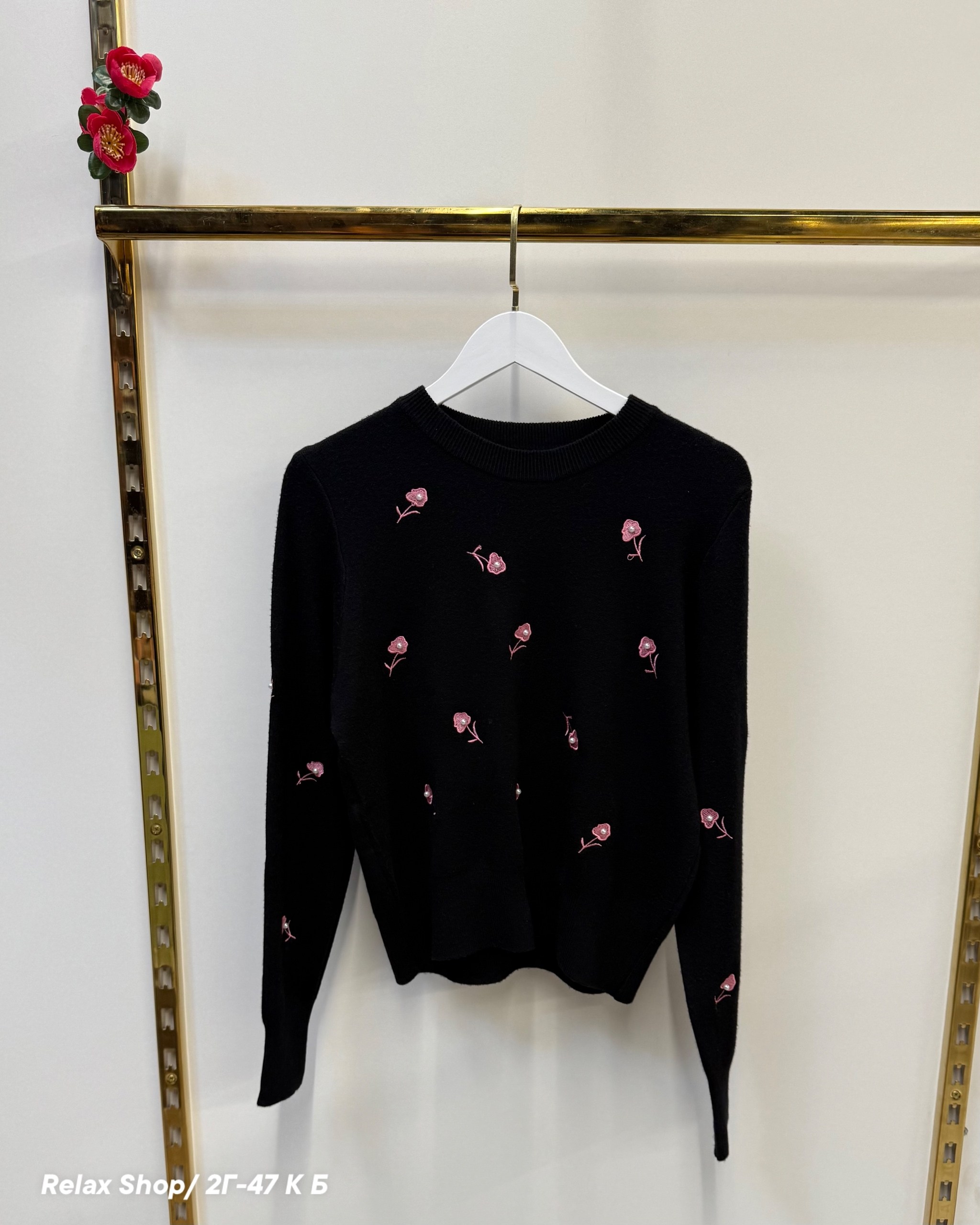 женская кофта,свитера женские,свитер с вышивкой,свитер,женский вязаный свитер