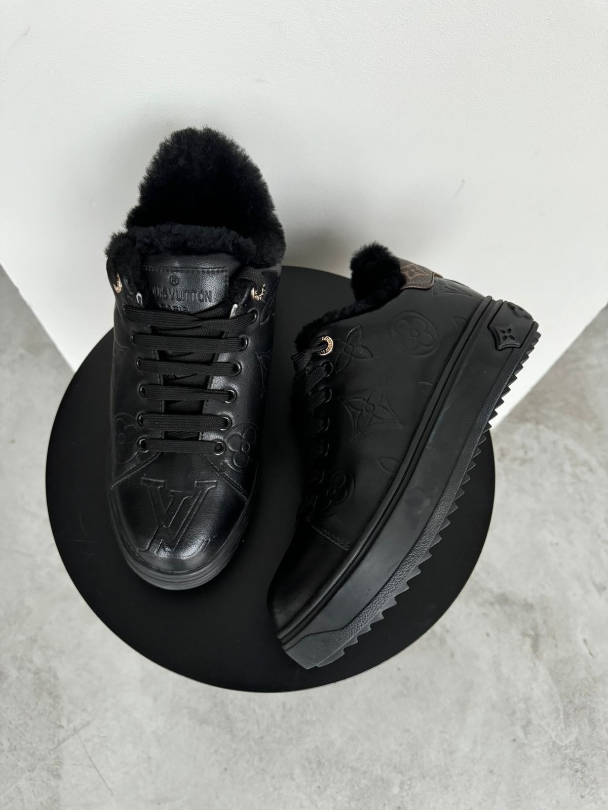 кроссовки женскиe,кроссовки женские зимние,,кроссовки белые женские,зимняя женская