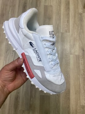 Кроссовки