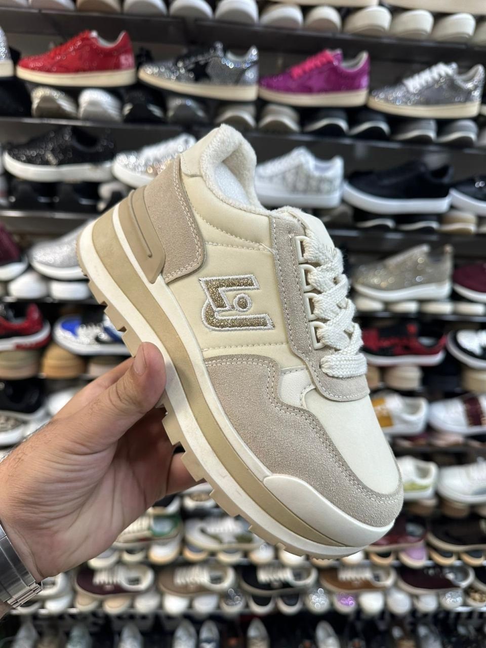 кроссовки женские liu jo,,кроссовки женскиe,кроссовки liu jo,бежевые кроссовки