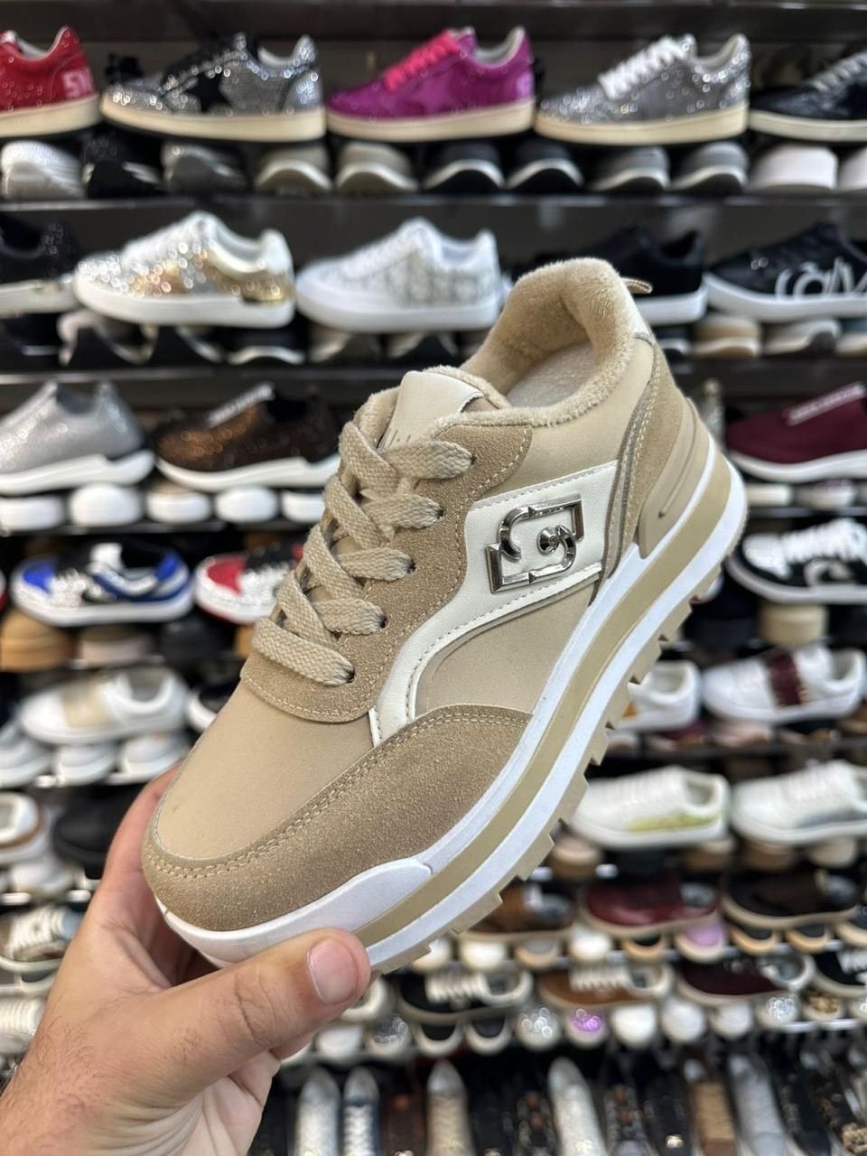 кроссовки женские liu jo,,кроссовки женскиe,кроссовки liu jo,бежевые кроссовки