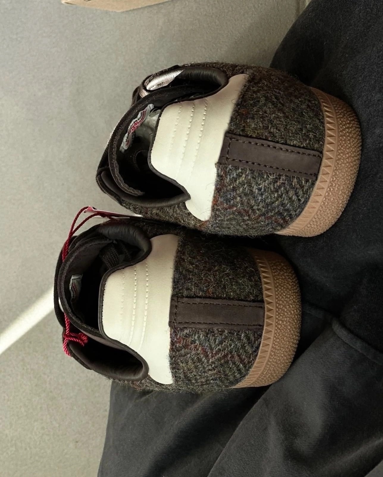 кроссовки adidas samba,кроссовки adidas spezial,adidas handball spezial black,adidas originals кроссовки samba og h04941,