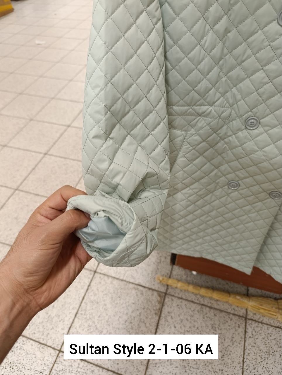 стеганое пальто зарина,стеганая куртка,демисезонная куртка,куртка женская,полупальто стеганое