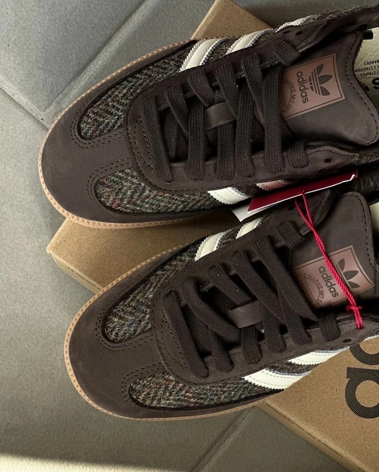 кроссовки adidas samba,кроссовки adidas spezial,adidas handball spezial black,adidas originals кроссовки samba og h04941,