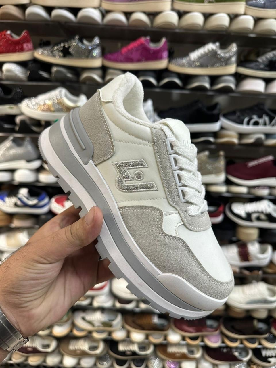 кроссовки женские liu jo,,кроссовки женскиe,кроссовки liu jo,бежевые кроссовки