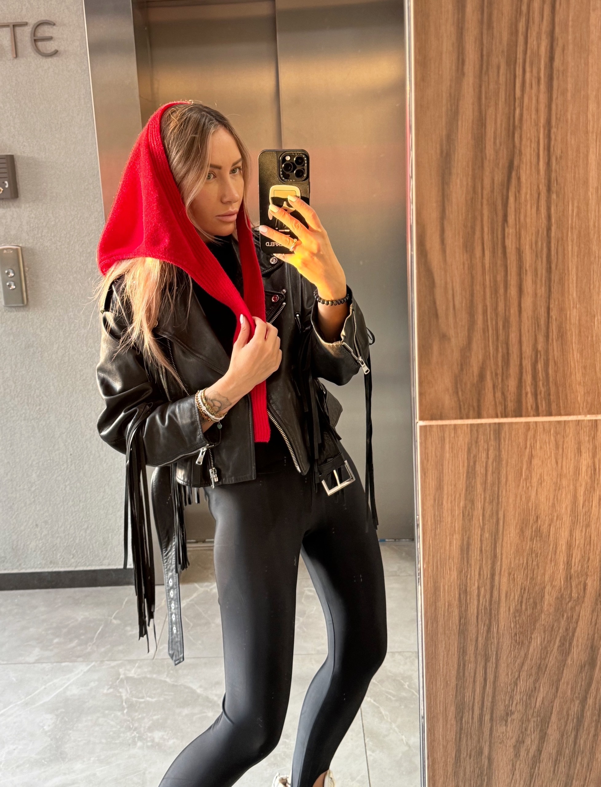 вязаная косынка,шарф шарфы,шарф с капюшоном,вязаные шарфы,вязаная шапка