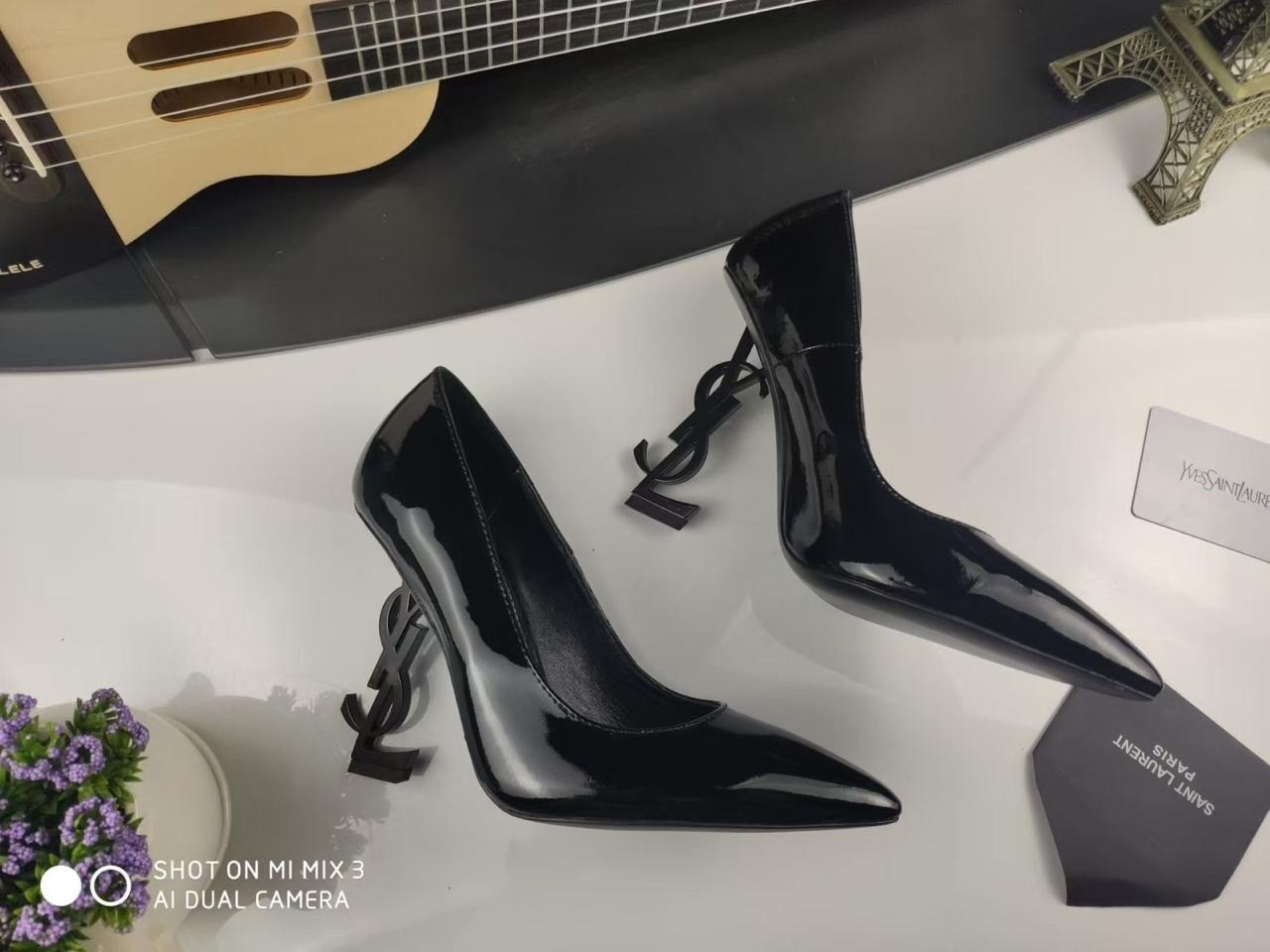 ,женский туфли,туфли saint laurent,туфли ив сен лоран,туфли ив сен лоран с каблуком логотипом