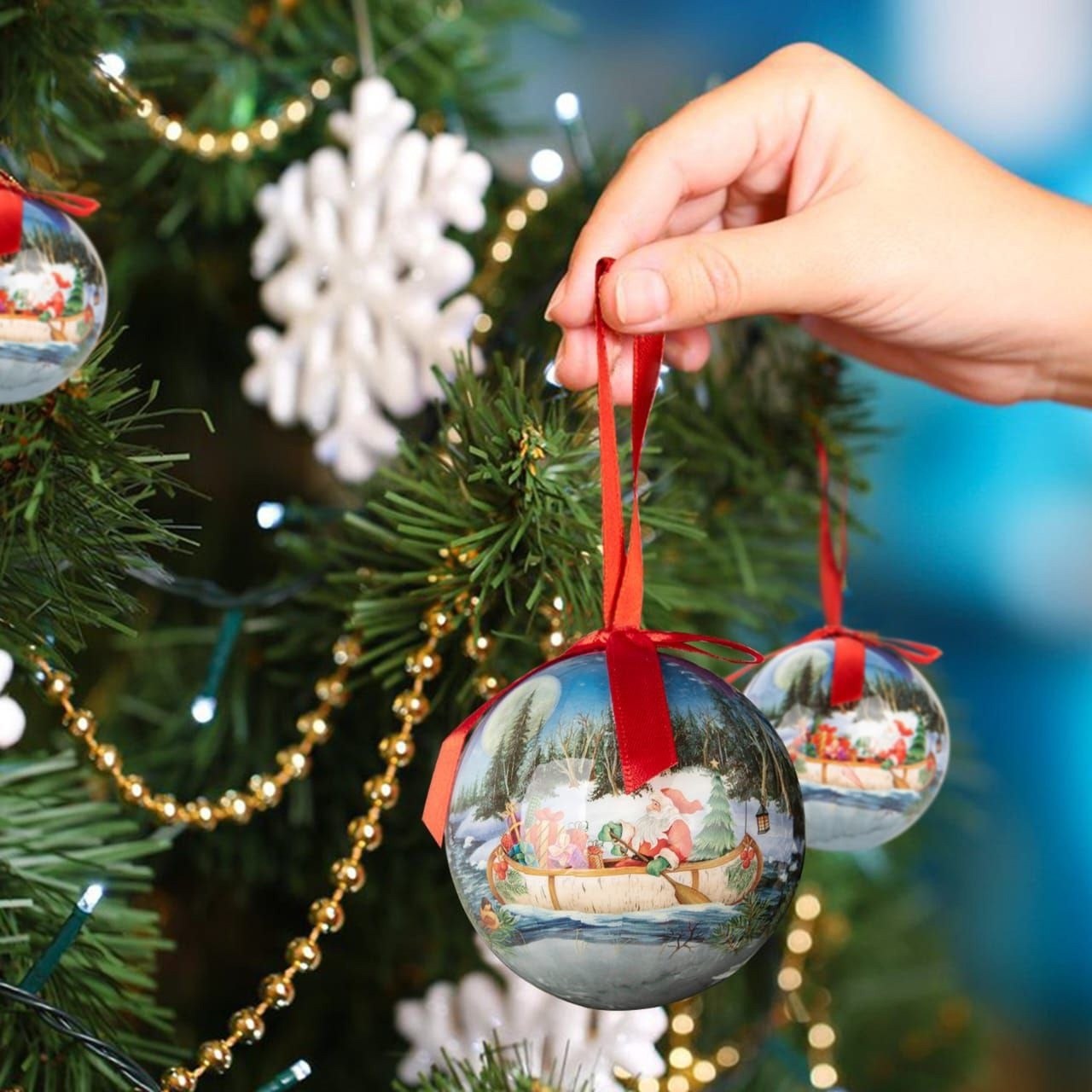 новогодний набор елочных шаров 7 шт,набор елочных шаров новогодние,набор елочных шаров в коробке,набор елочных шаров,шары новогодние набор