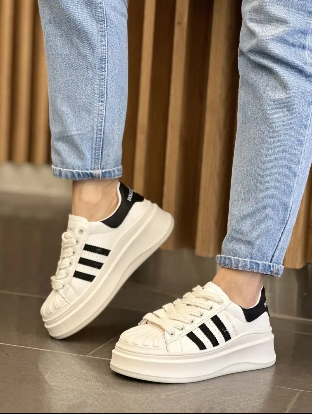 ,кроссовки женскиe,обуви, женская,кроссовки модные