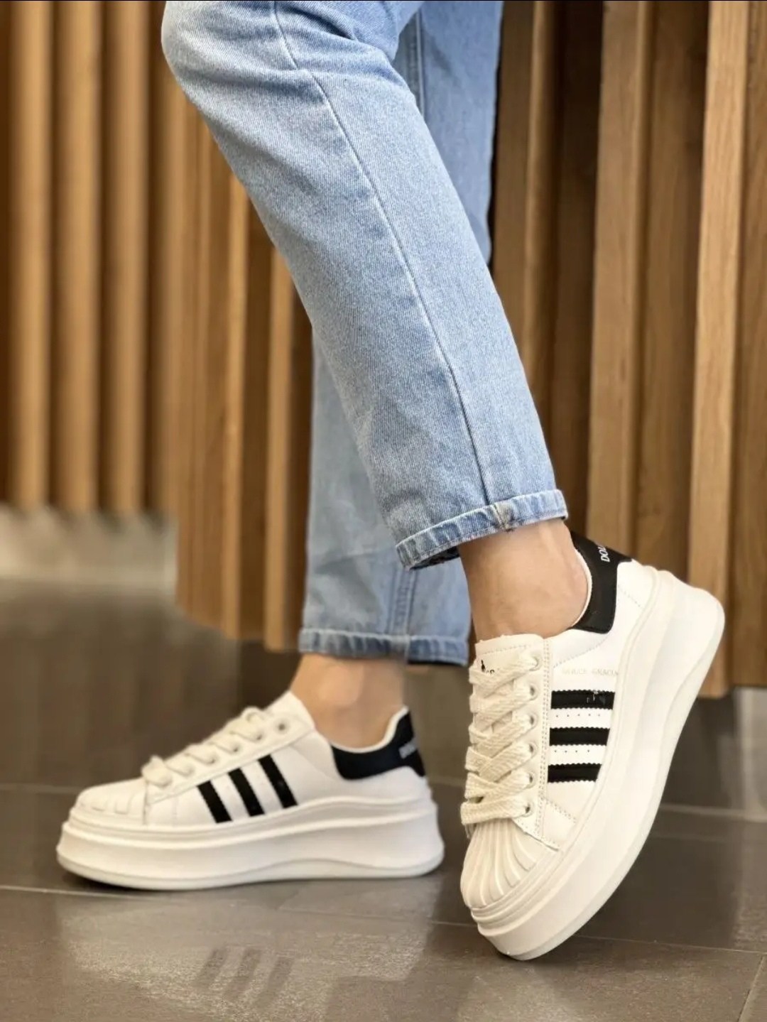 ,кроссовки женскиe,обуви, женская,кроссовки модные