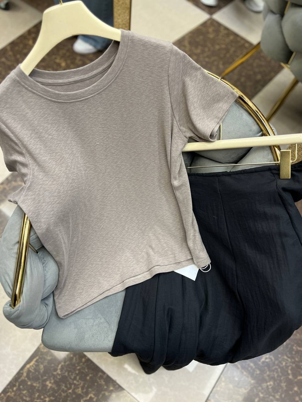 трикотажная футболка,стильный джемпер,футболка женская,кофточка,блузка женская