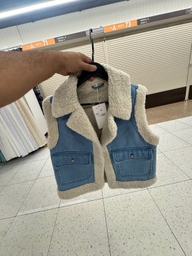 Джинсы