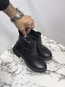 Ботинки