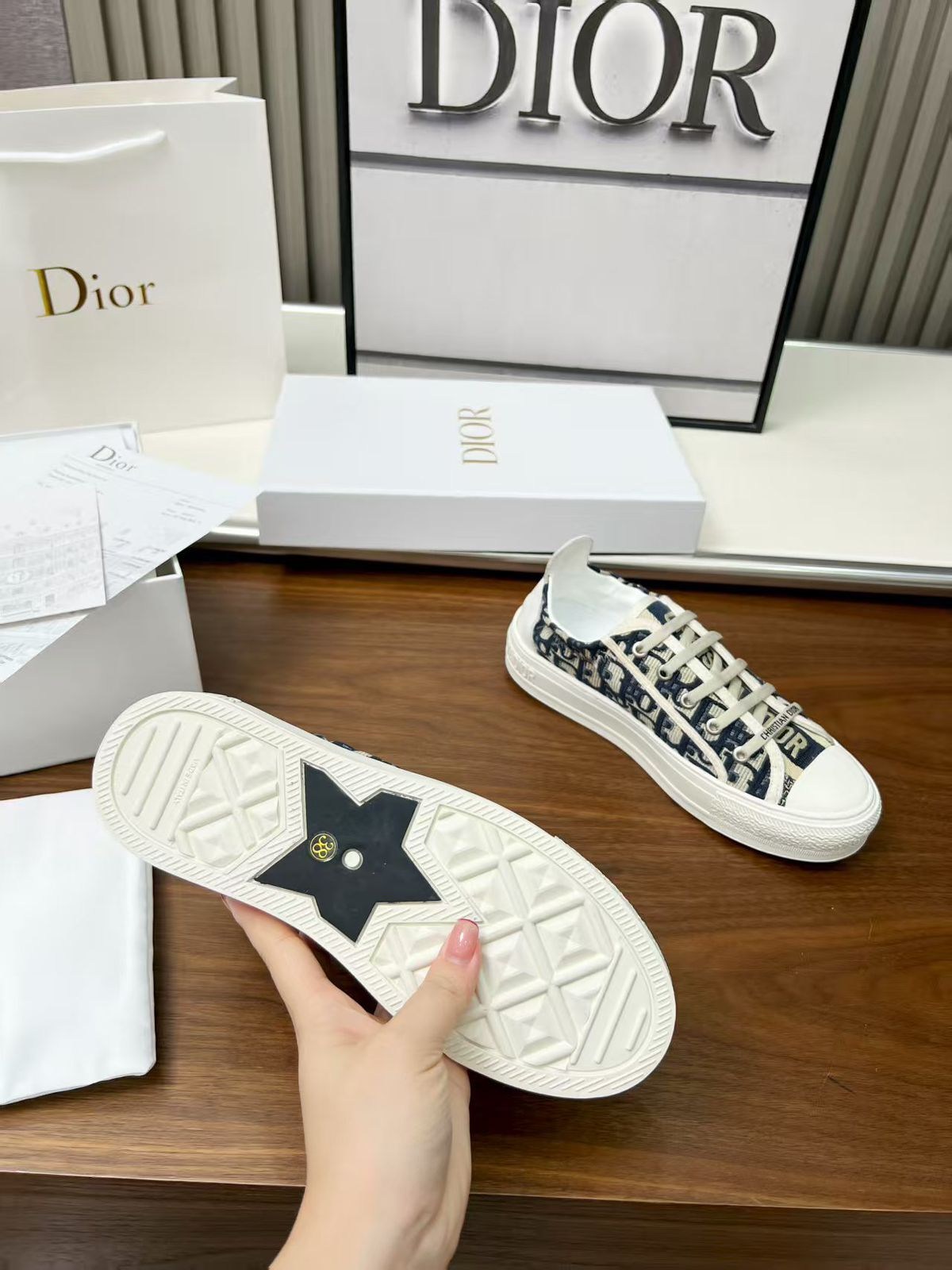 кеды dior,кеды dior женские,кеды christian dior,кроссовки dior,кеды диор