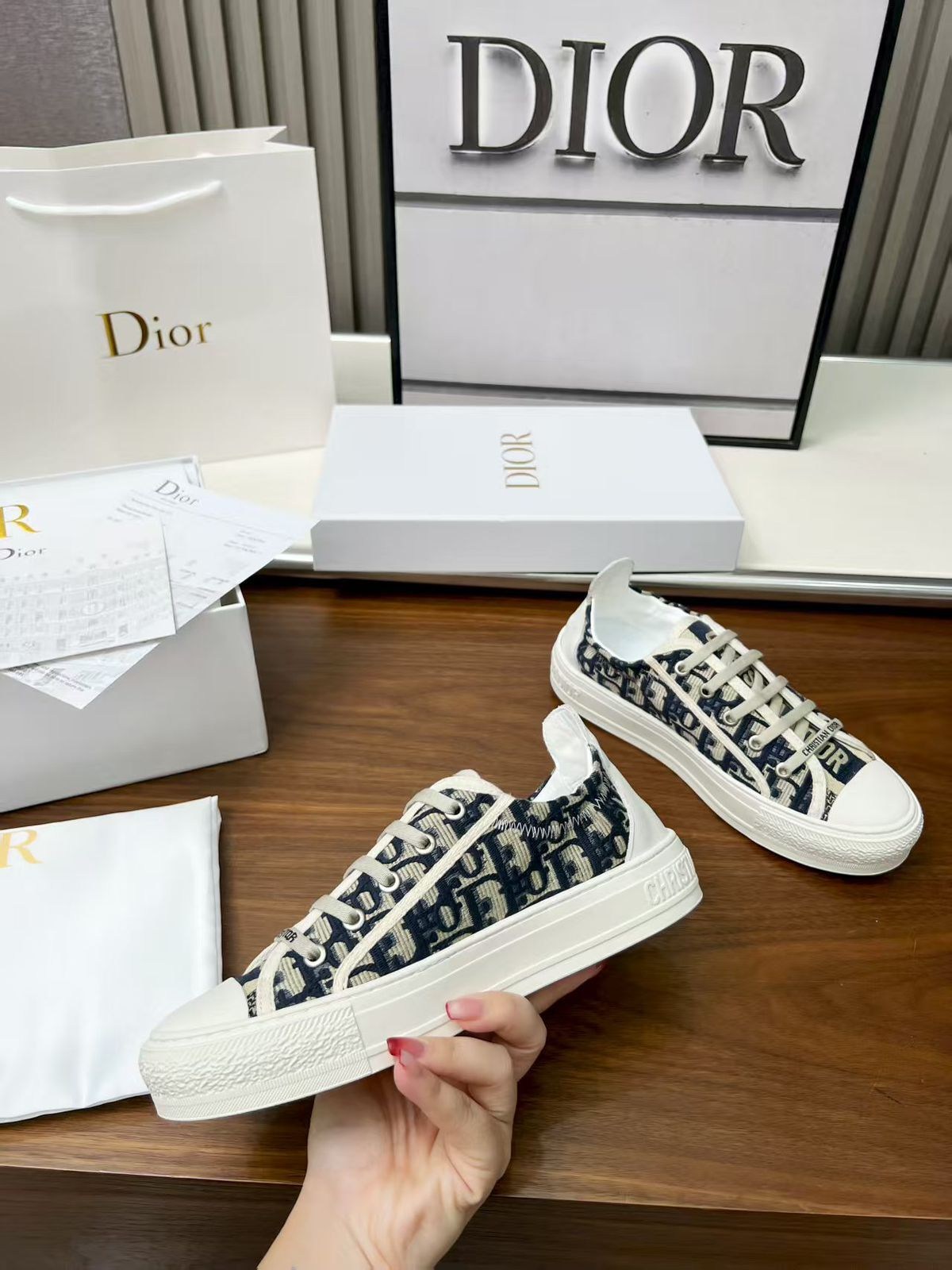 кеды dior,кеды dior женские,кеды christian dior,кроссовки dior,кеды диор