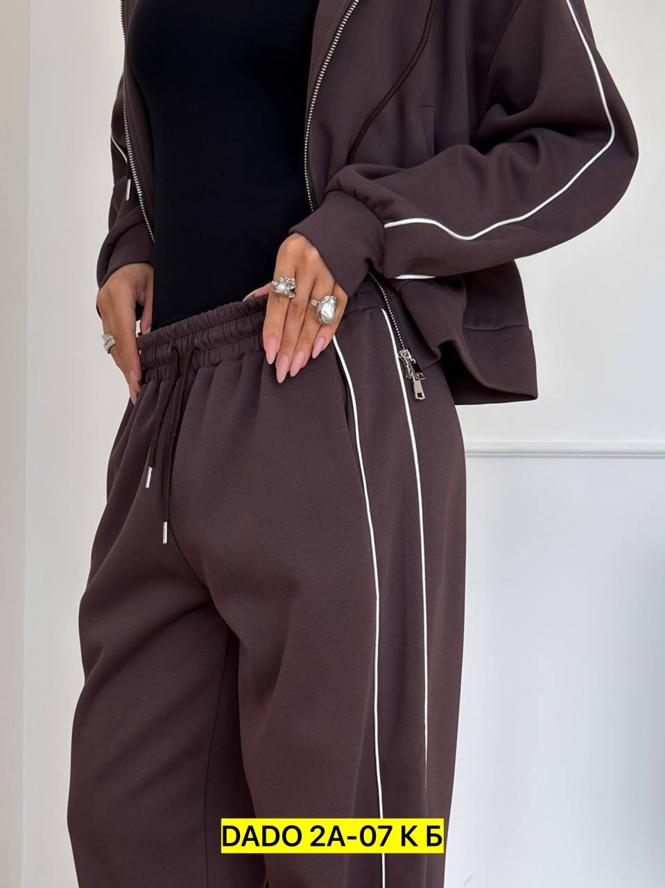 модные костюмы,костюмы трикотажные,стильные костюмы,женские костюмы,костюмы спортивные женские