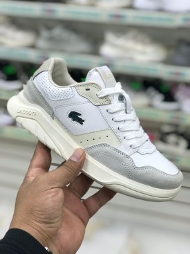 Кроссовки