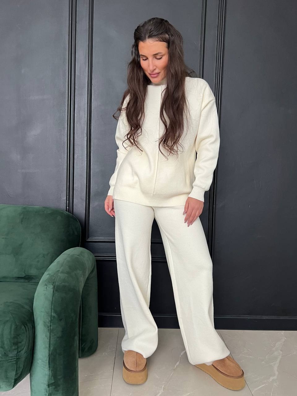 костюм белый,костюм брючный трикотажный,костюм молочный,брючные женские костюмы,костюм брючный кашемировый