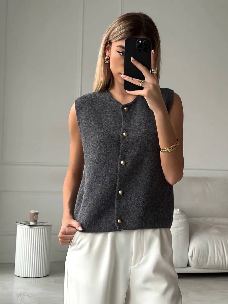 женский вязаный жилет,вязаные жилеты,трикотажный жилет,вязаная жилетка,вязаная безрукавка