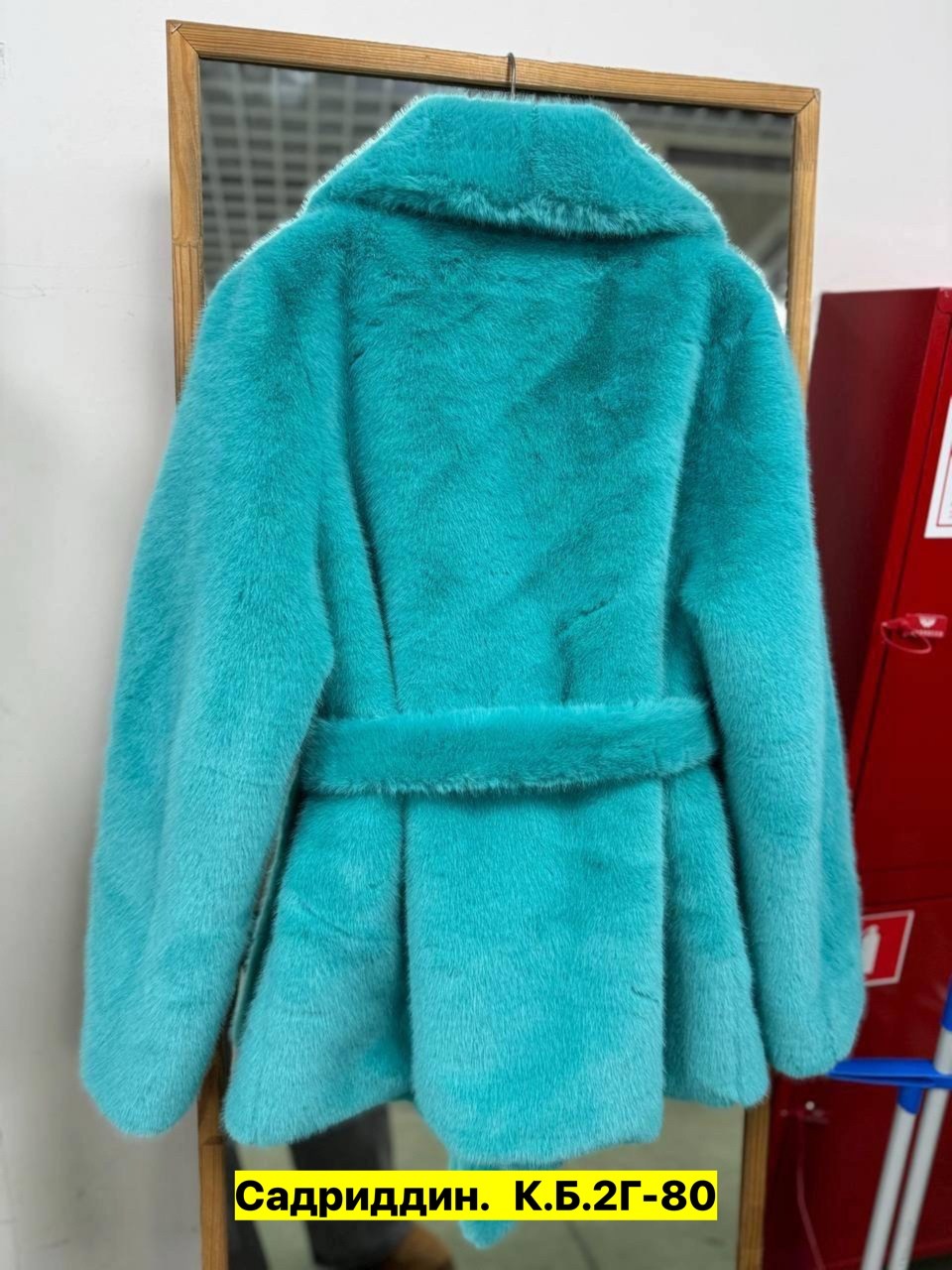 шуба искусственная,шуба барбара алвиси,голубая шуба,женская шуба,шубка