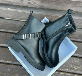 Ботинки