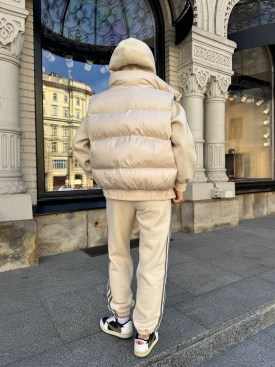 Костюм