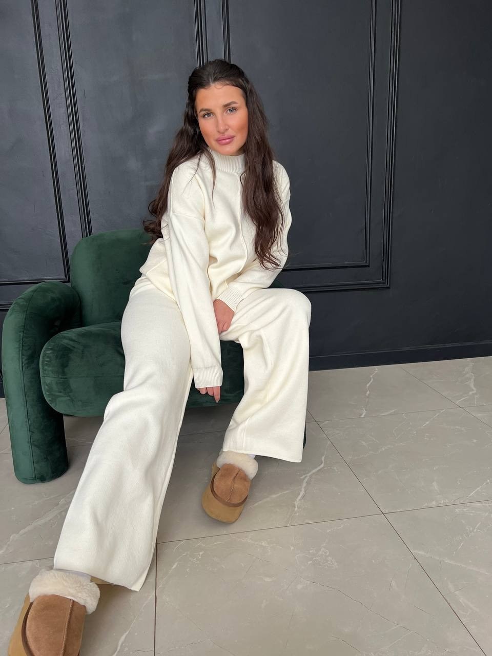 костюм белый,костюм брючный трикотажный,костюм молочный,брючные женские костюмы,костюм брючный кашемировый