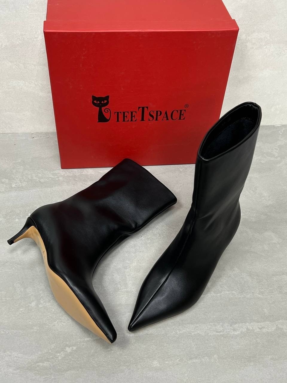 ботильоны женские,женские ботильоны с острым носком,модные ботильоны,короткие сапоги,кожаные сапоги
