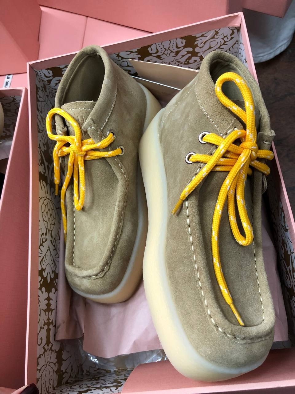 ,miu miu ботинки,ботинки женские,замшевые ботинки,женский