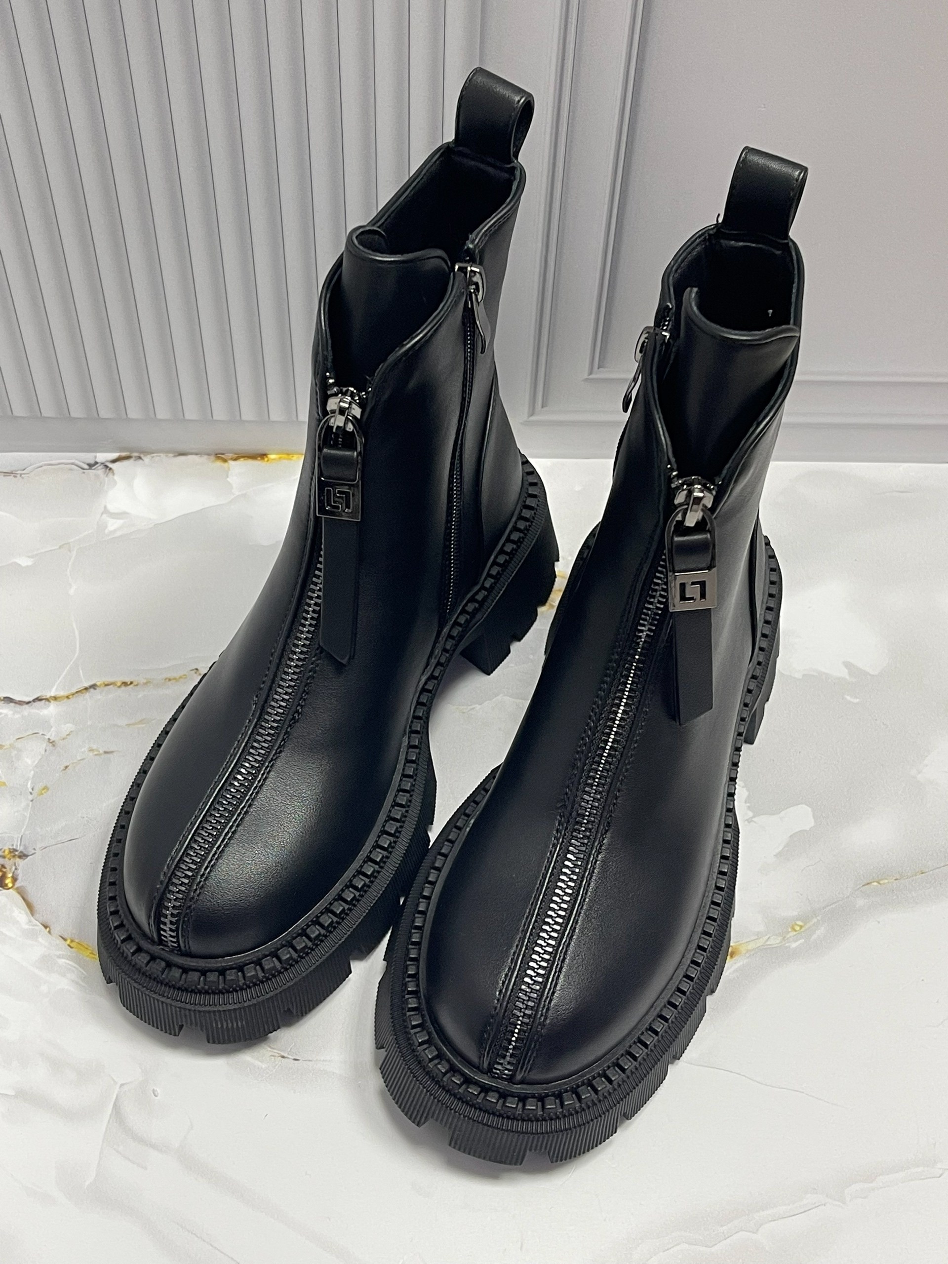 ботинки женские,,ботинки, женская,ботинки с замком