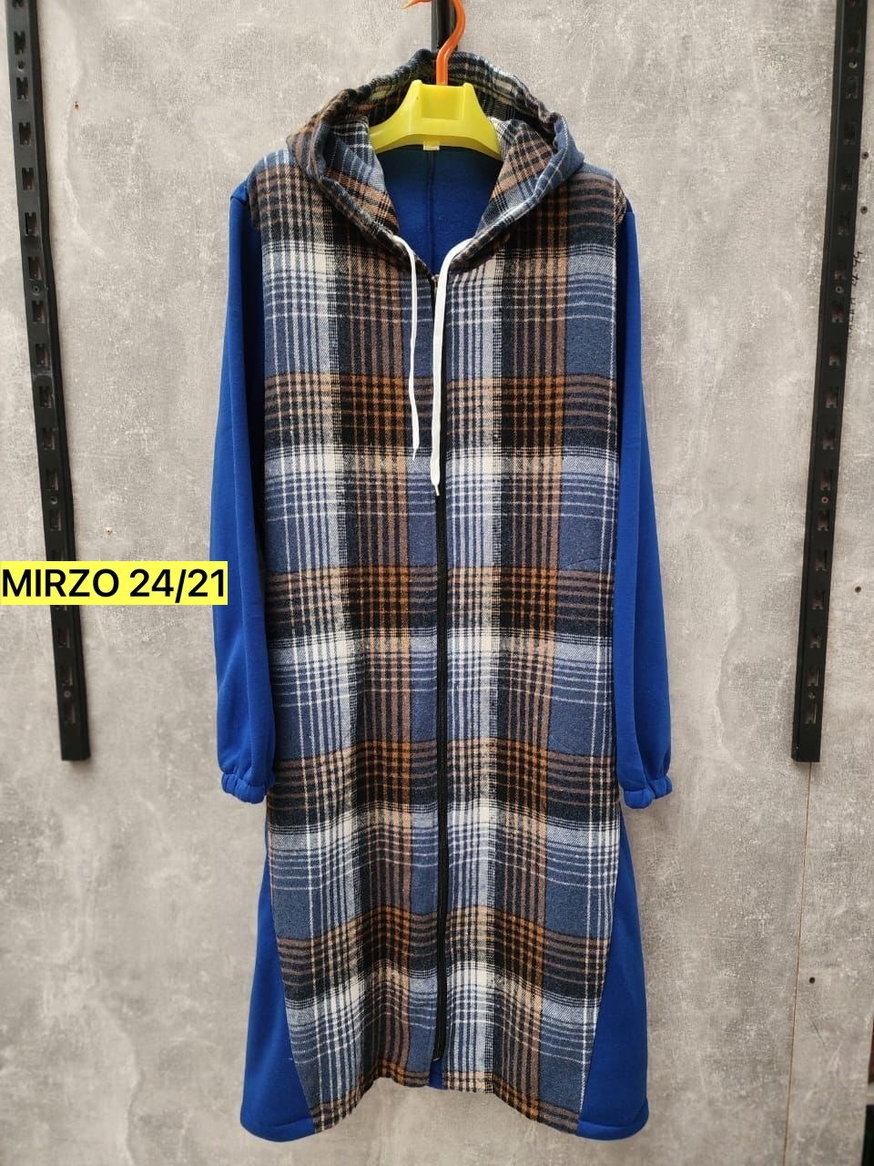 пальто комбинированное,удлиненное пальто,пальто женские,пальто с капюшоном,пальто