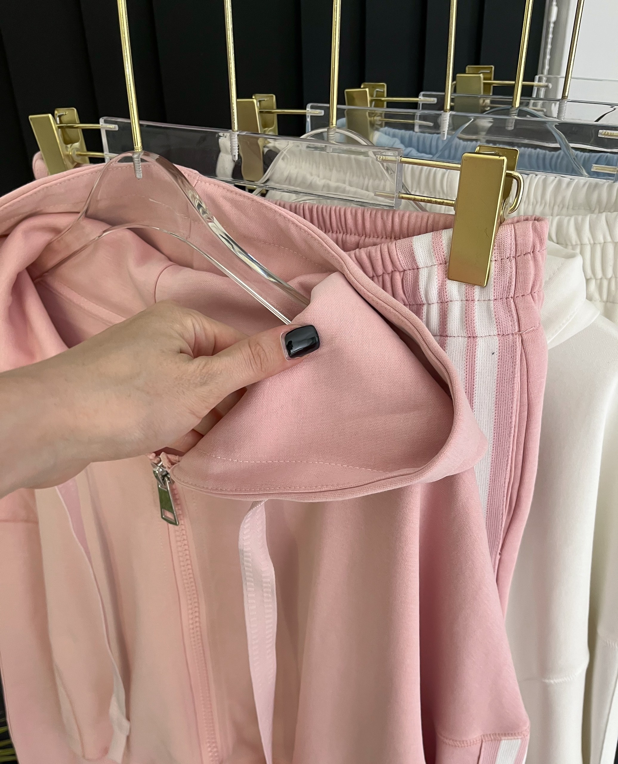 спортивные костюмы женские,велюровые костюмы,костюмы спортивные,костюмы женские,костюм спортивные женские костюмы