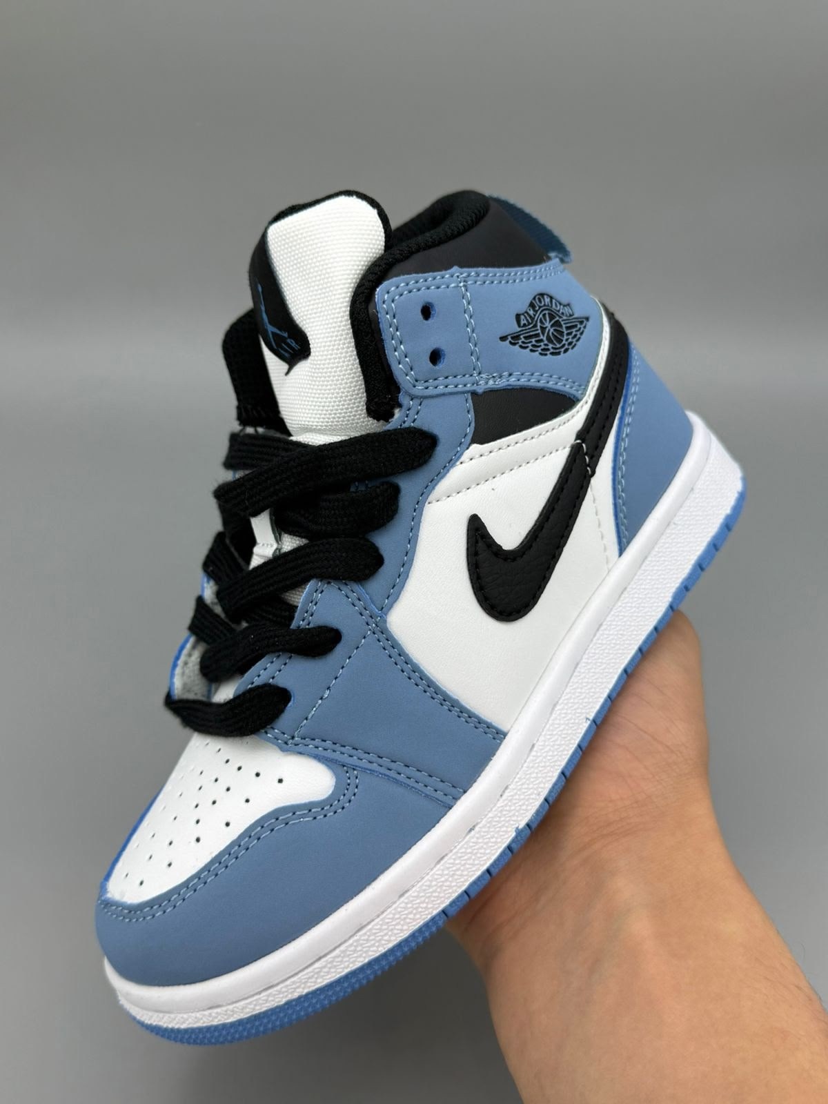 детские кроссовки nike air jordan,кроссовки nike air jordan 1,кроссовки высокие детские,детские кроссовки nike,nike air jordan 1 mid university blue