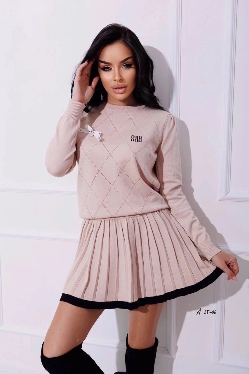 модная одежда,девушка,,платье в стиле