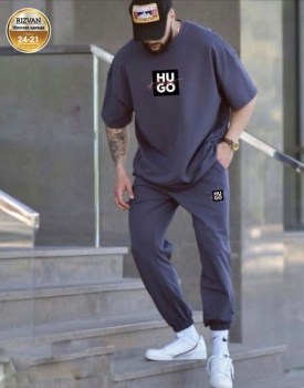 Костюм