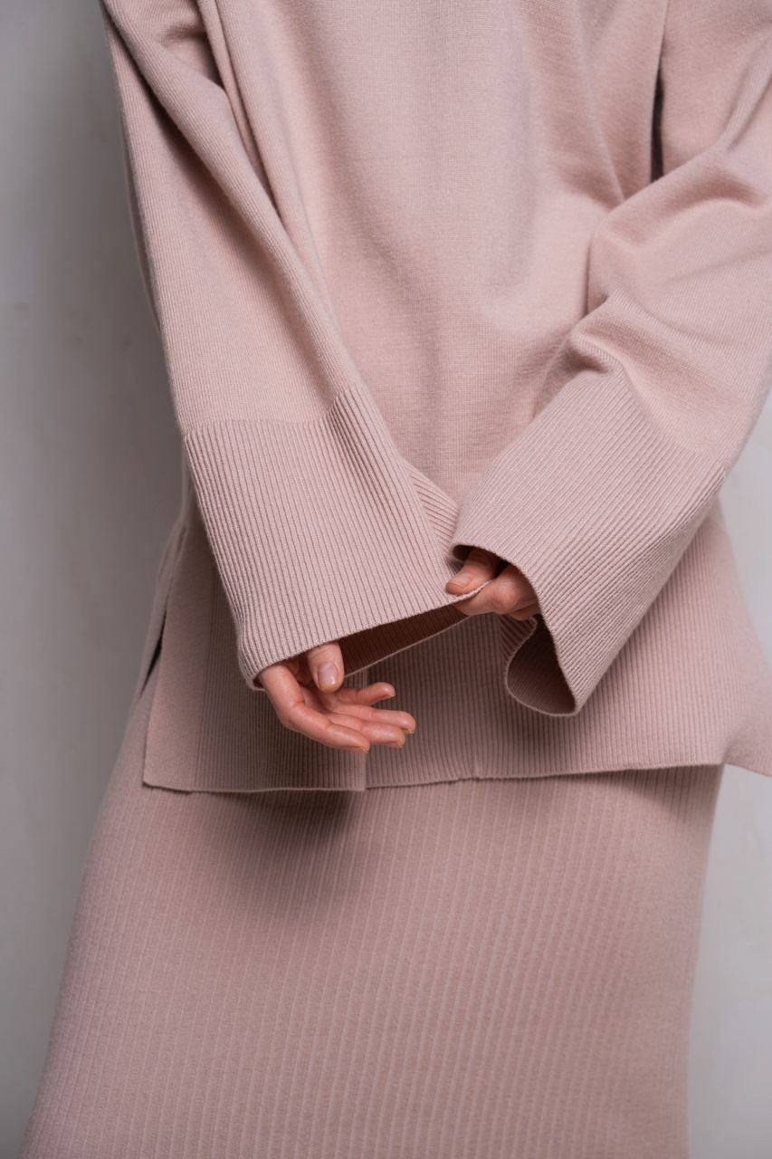 модные костюмы,костюм молочный,трикотажный костюм,костюм бежевый,костюмы брючный