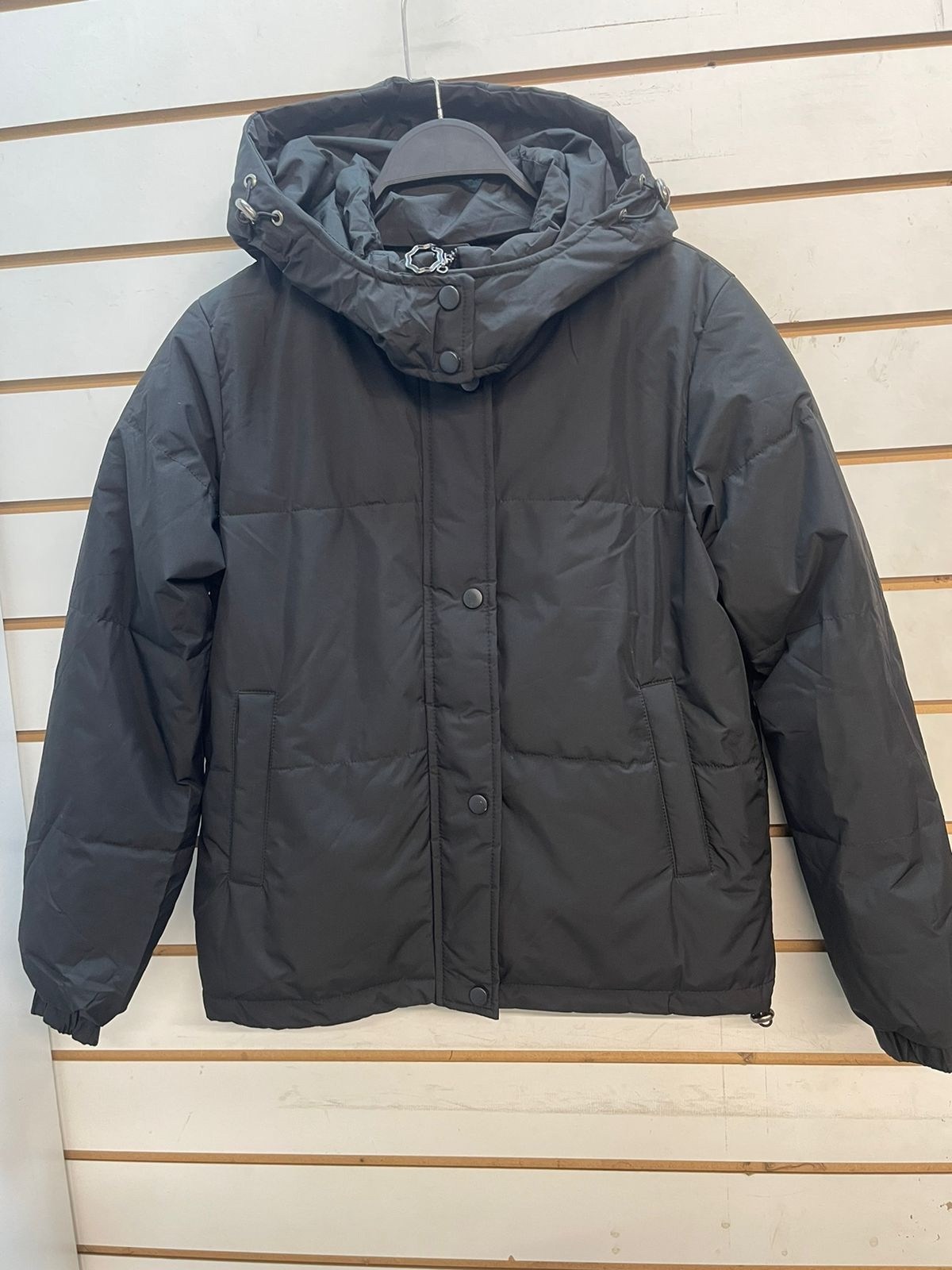 сандро куртка пуховая зеленая,куртка демисезонная,куртка,повседневная куртка,куртка зимняя