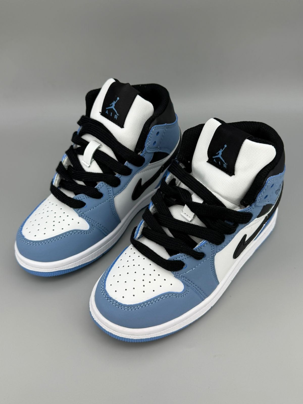 детские кроссовки nike air jordan,кроссовки nike air jordan 1,кроссовки высокие детские,детские кроссовки nike,nike air jordan 1 mid university blue