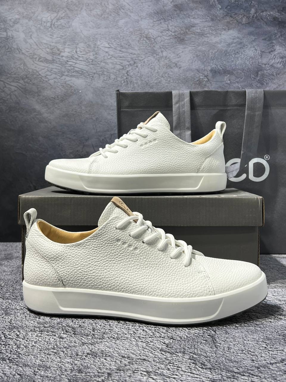 ,спортивная ,женские кроссовки,кроссовки,кроссовки ecco