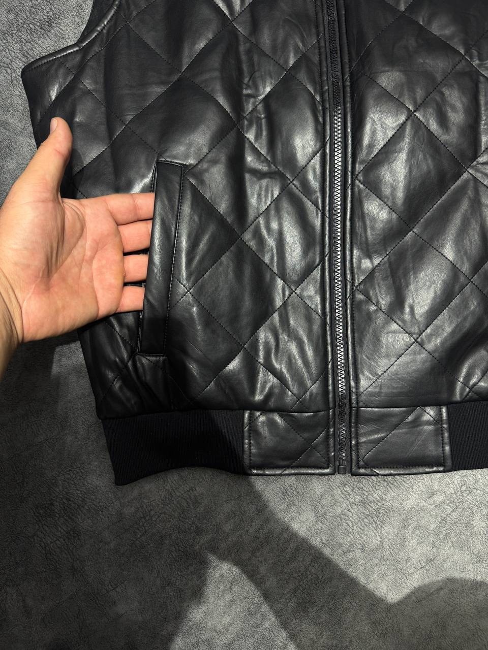 кожаный жилет,жилет мужской кожаный,кожаная жилетка мужская,жилет мужской,кожаная жилетка