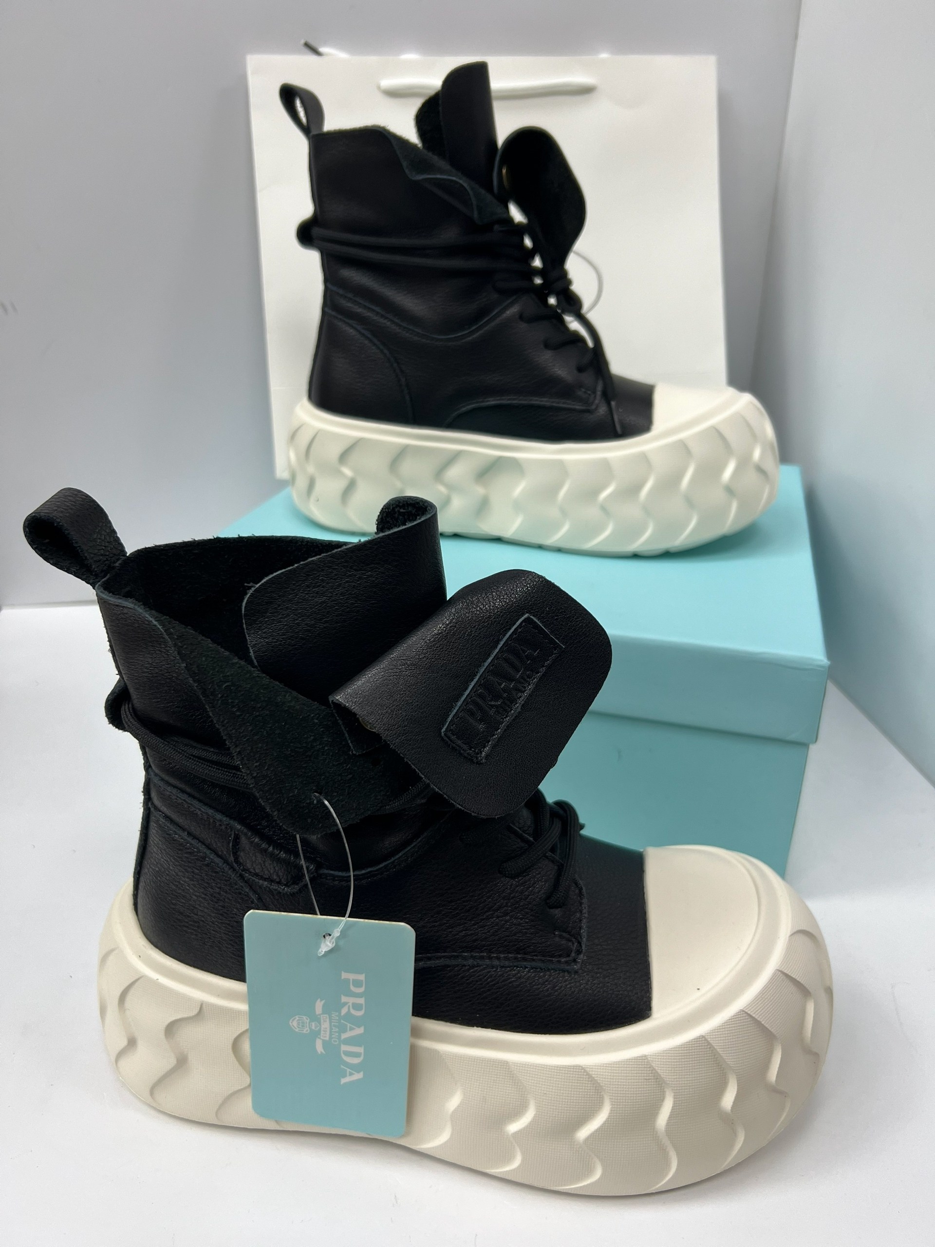 ,ботинки prada,прада ,женские ботинки,ботинки прада