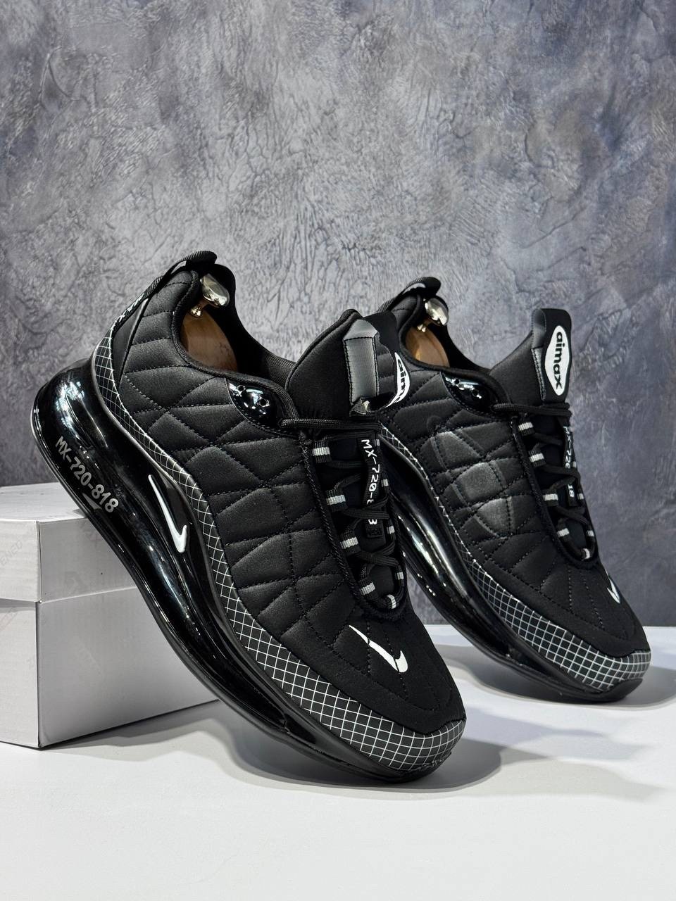 кроссовки найк air max 720 мужские черные демисезонные mx-720-818,мужские кроссовки nike air max 720,кроссовки nike air max 720,nike air max 720 818,nike mx 720 818