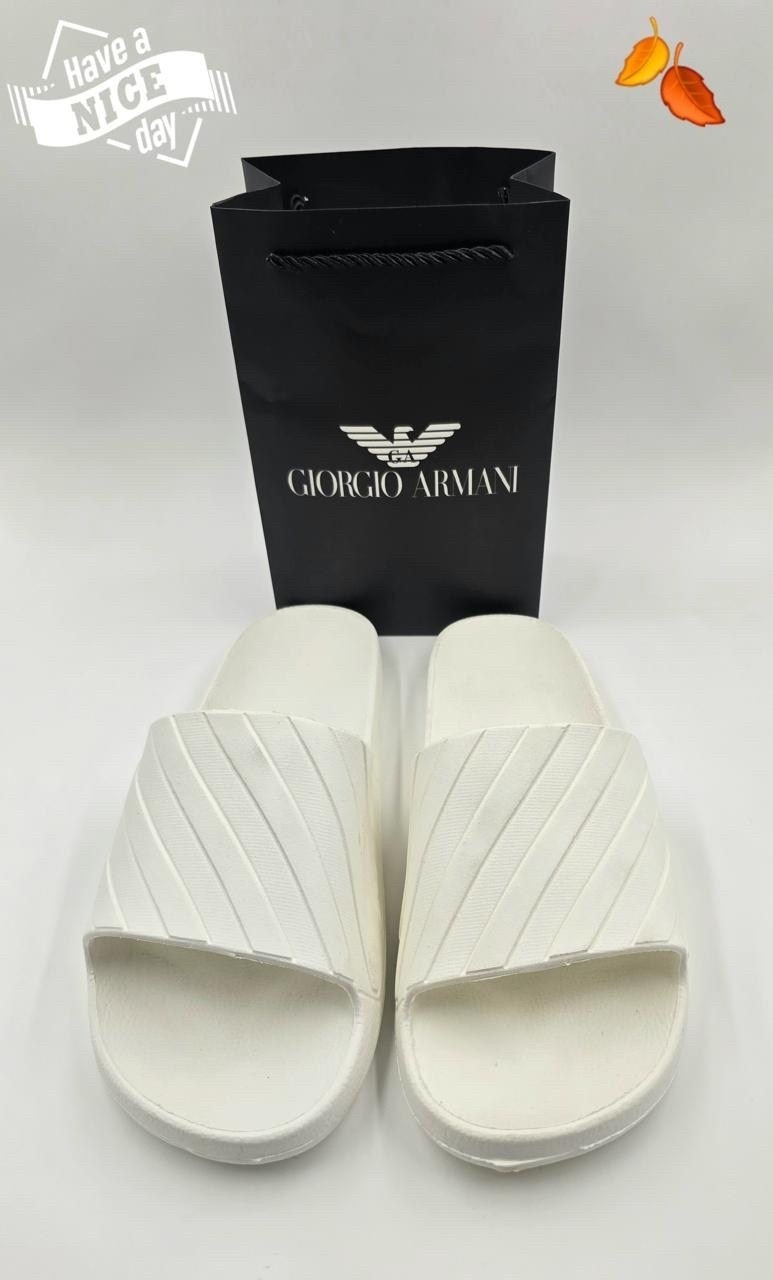 шлепанцы белые,,шлепанцы женские,модные тапочки,домашние тапочки женские