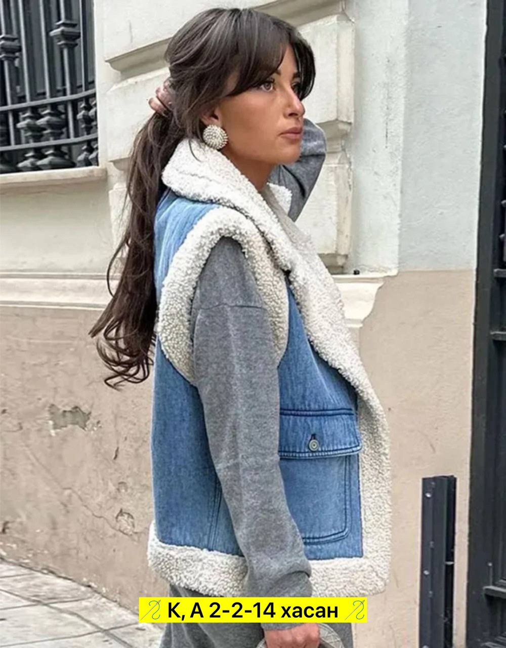женская джинсовая куртка с мехом,джинсовая куртка с мехом,теплый жилет,жилет женский джинсовый,жилетка авиатор
