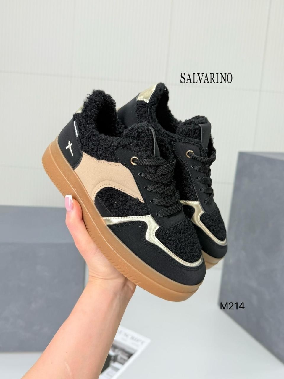 ,спортивная ,теплые кроссовки,женские кроссовки,кроссовки женские зимние