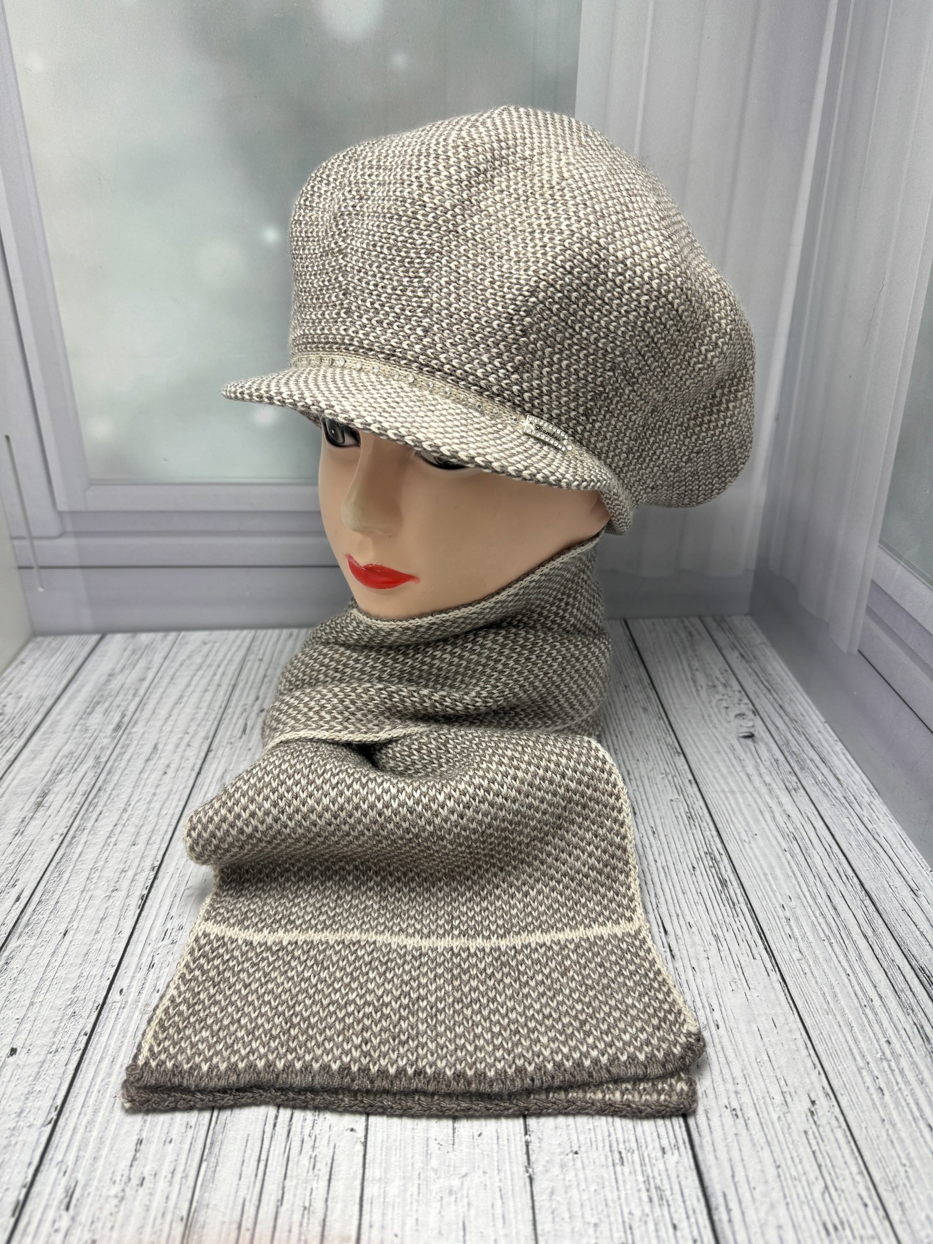 комплект шапки,шапка для женщин,шарфы для женщин,женские кепки,комплект шарф