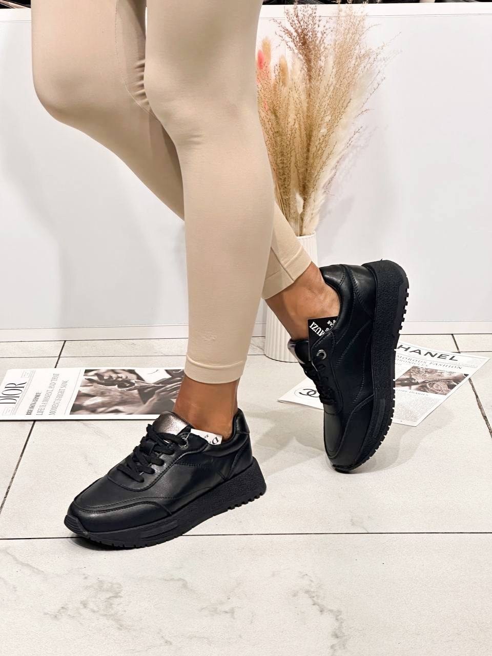 женские кроссовки,кроссовки черные женские,кроссовки для женщин,кожаные кроссовки,